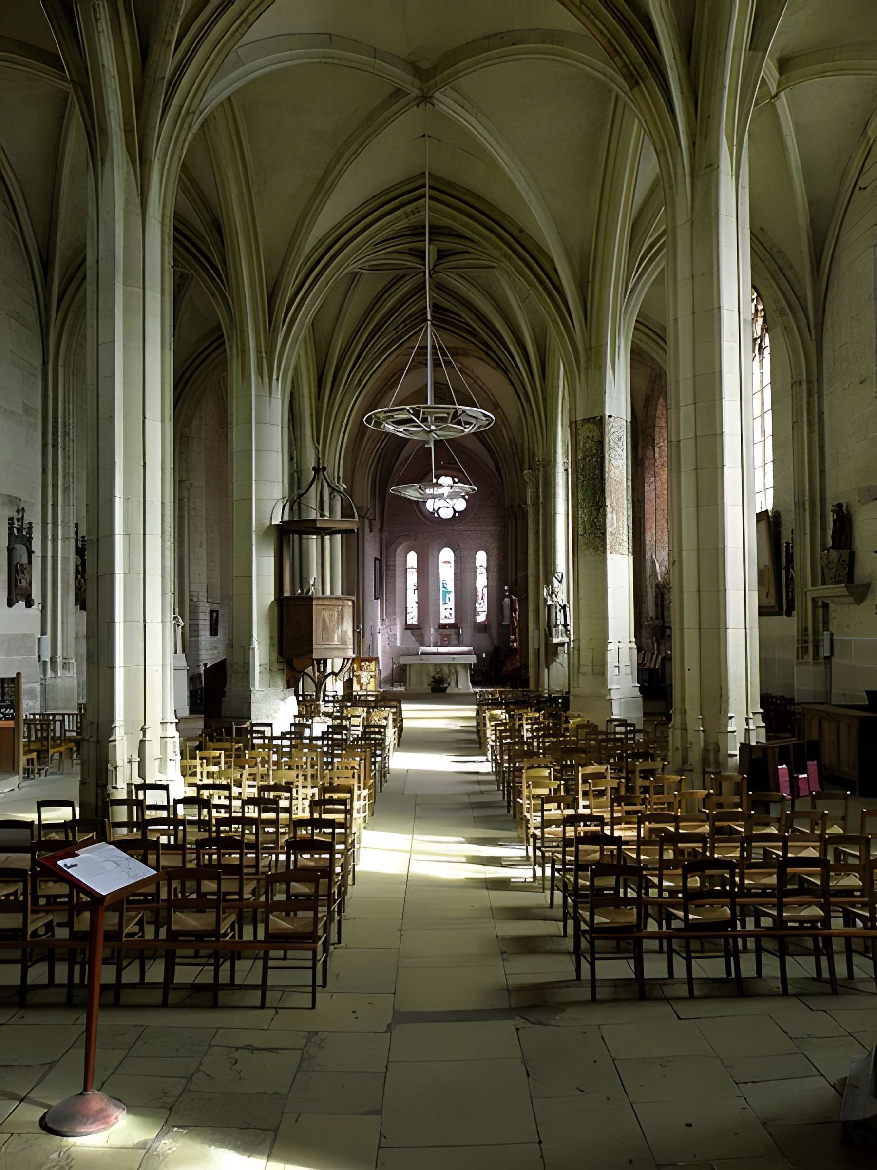 Église Saint-Saulge de Saint-Saulge