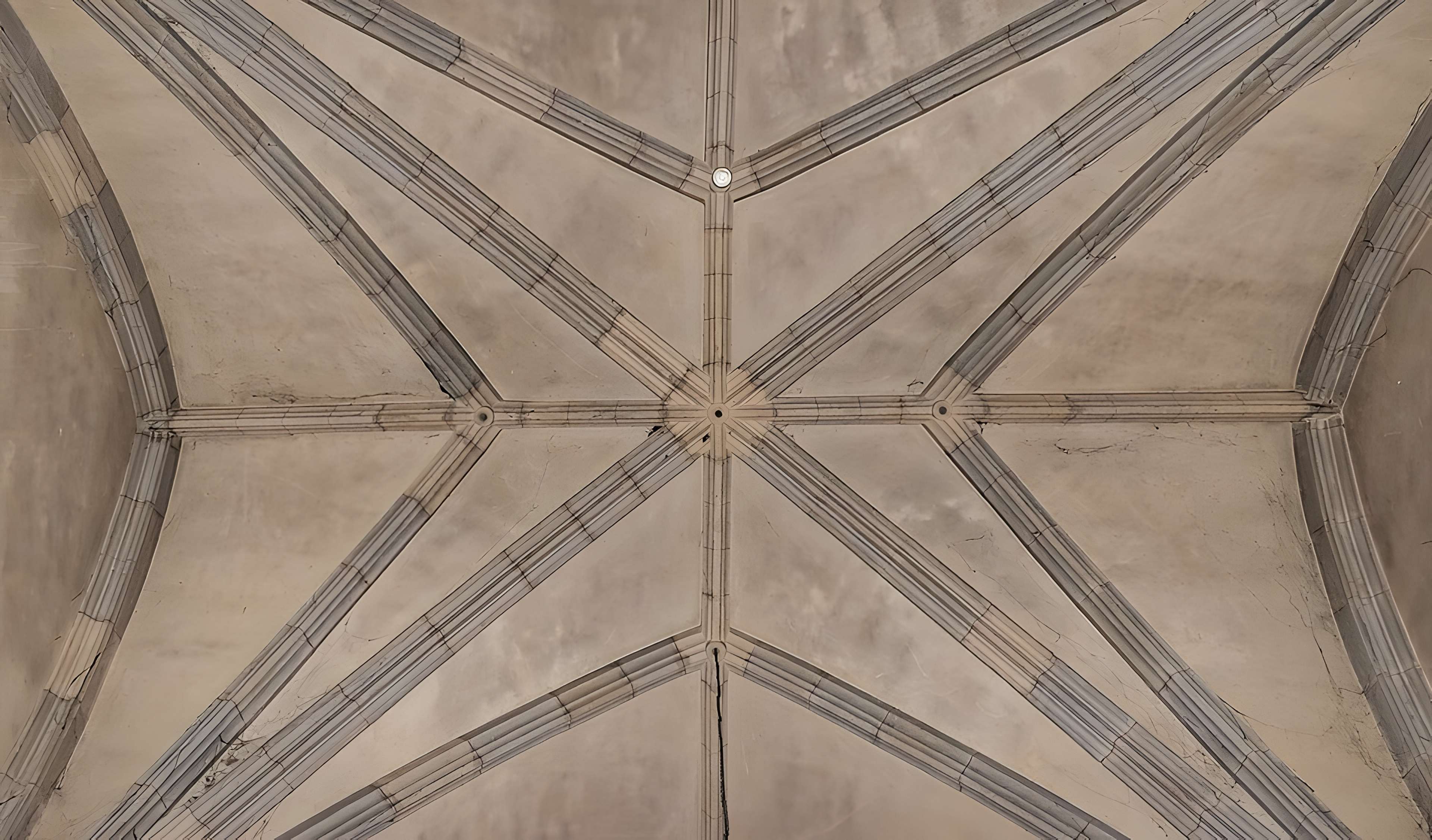 Église Saint-Saulge de Saint-Saulge