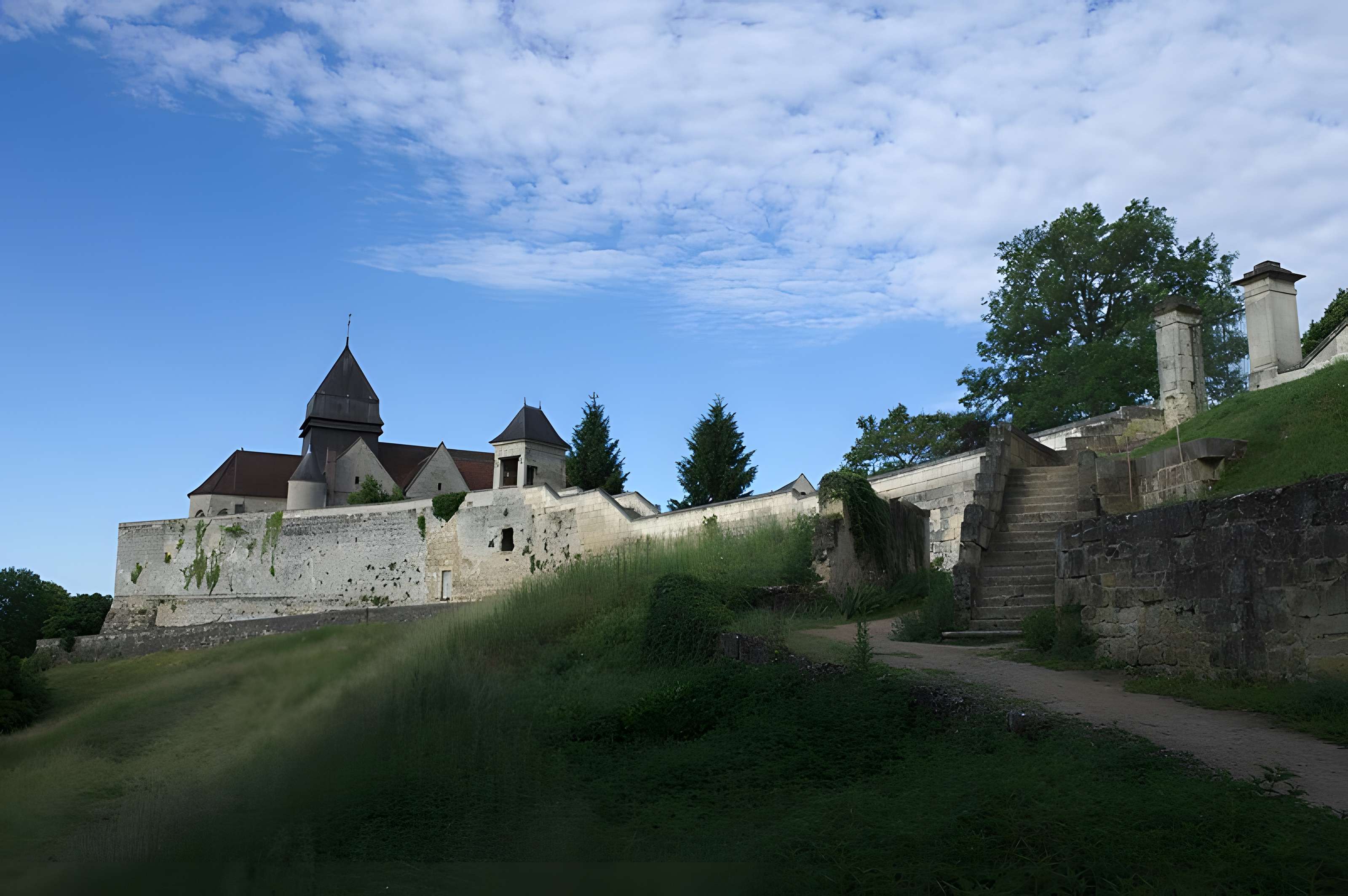 Église Saint-Sauveur de Coucy-le-Château-Auffrique