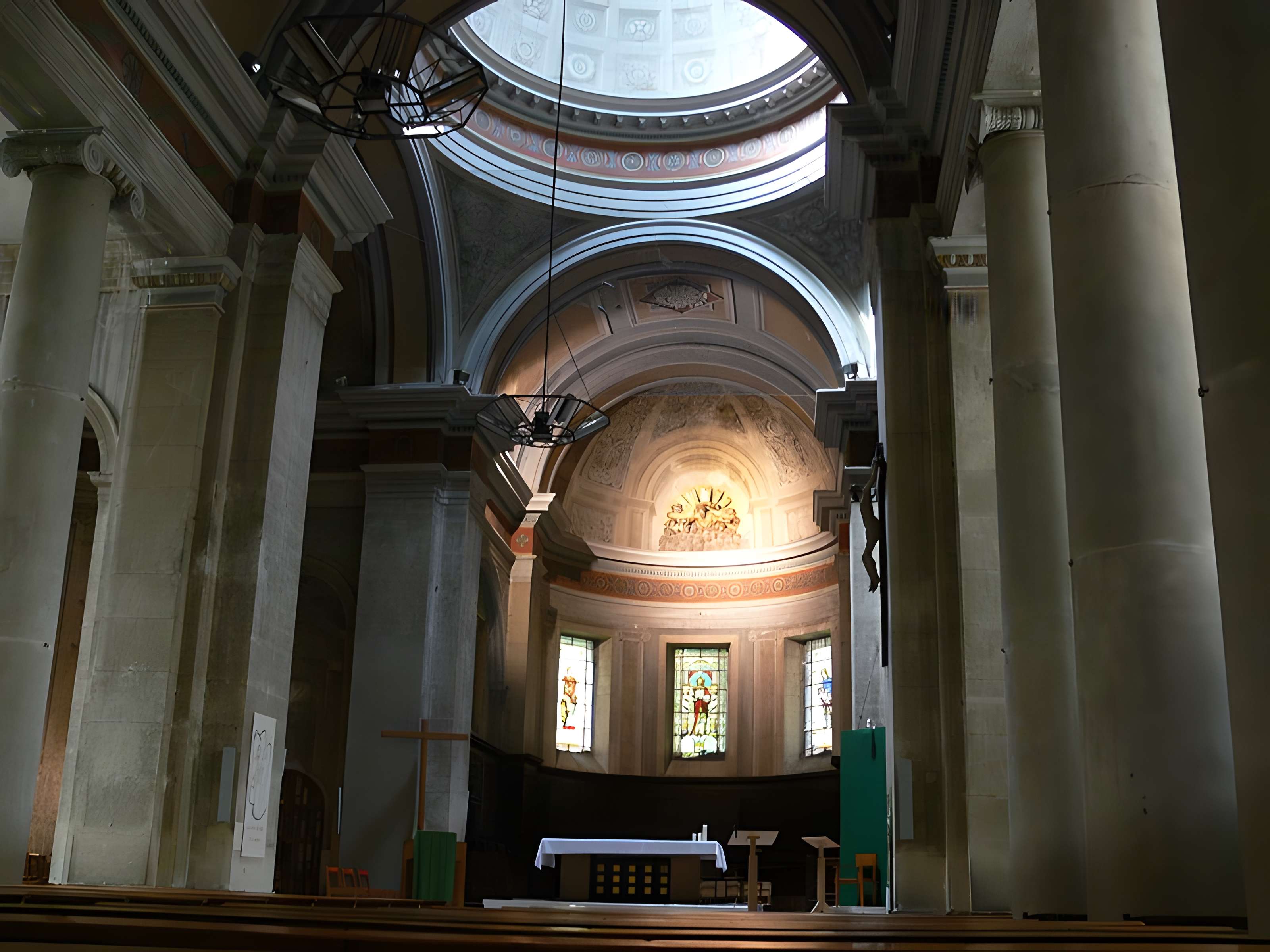 Église Saint-Sauveur de Crest