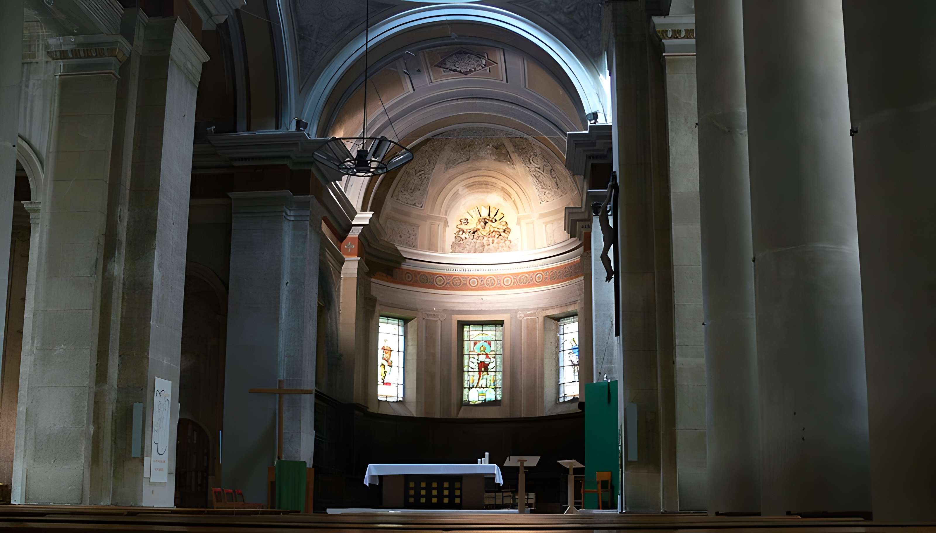 Église Saint-Sauveur de Crest