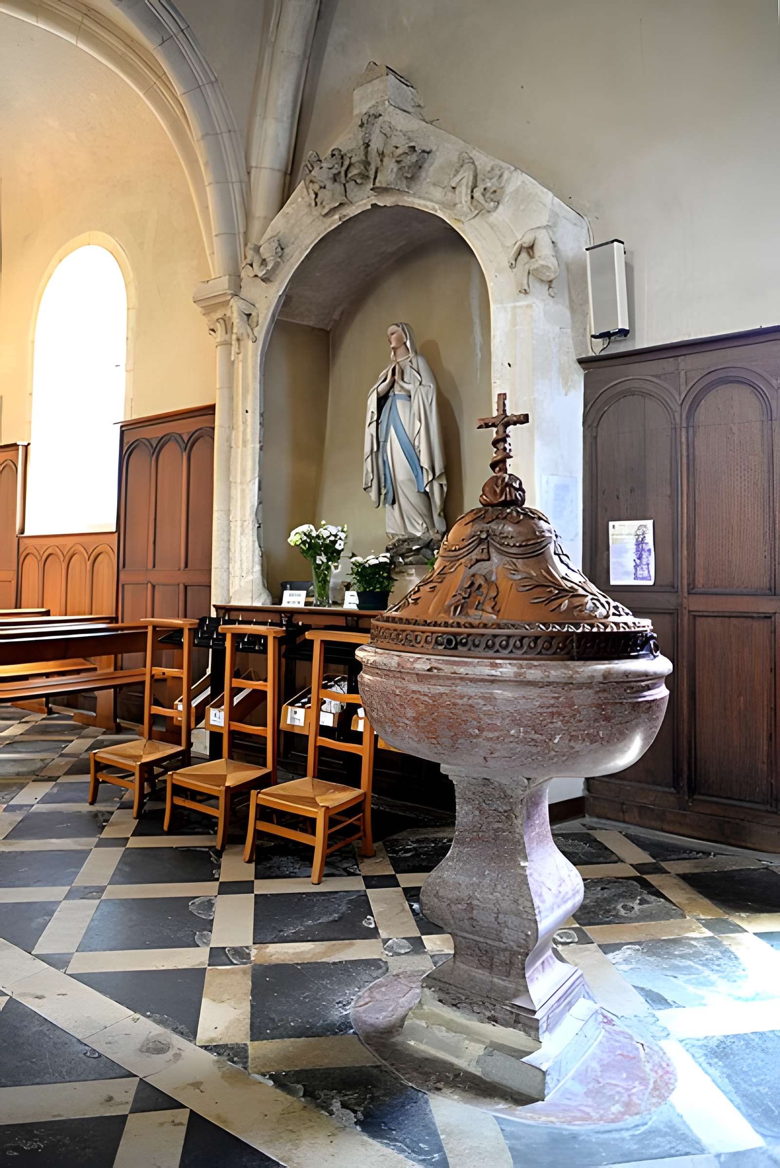 Église Saint-Sauveur de Thury-Harcourt