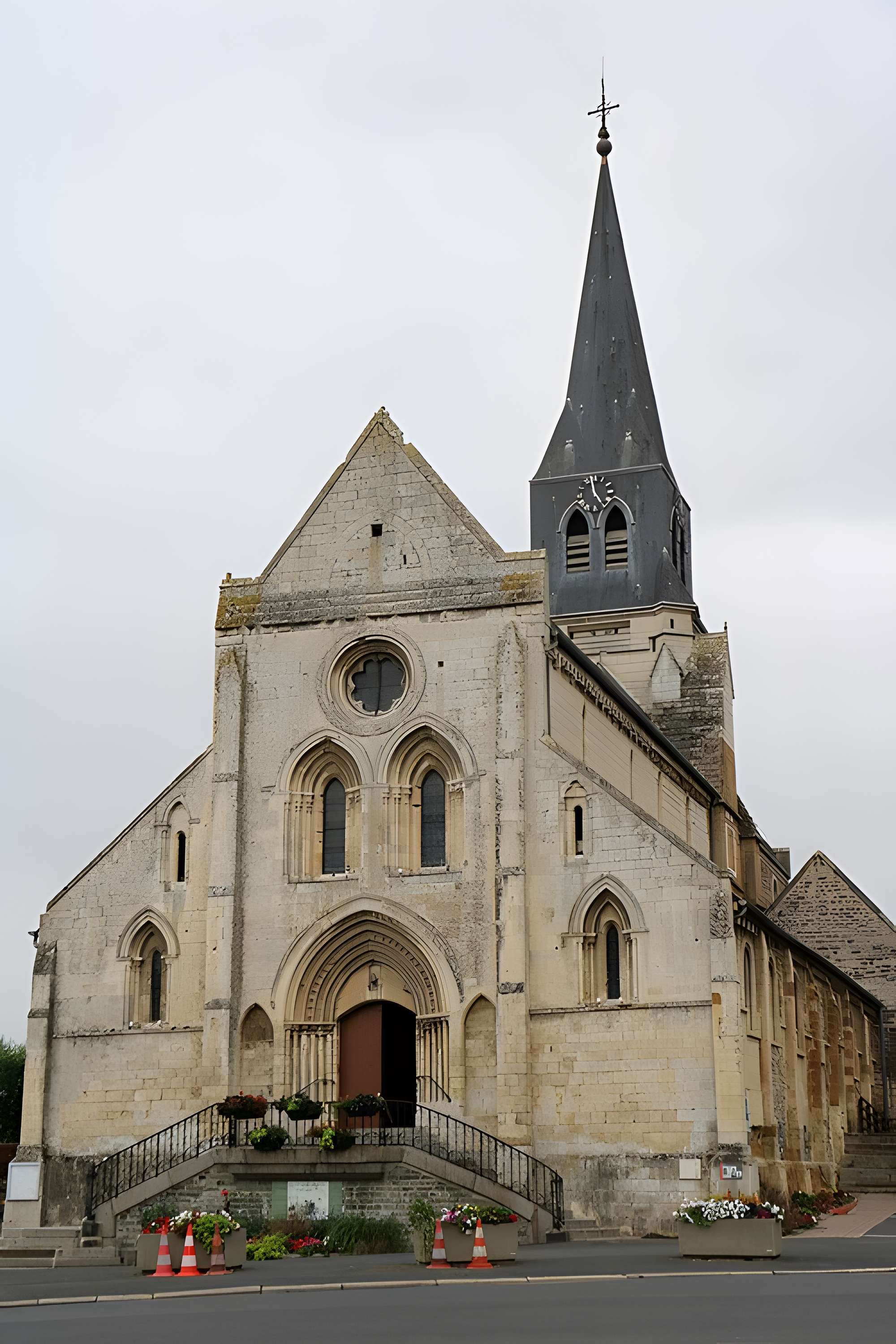 Église Saint-Sauveur de Thury-Harcourt
