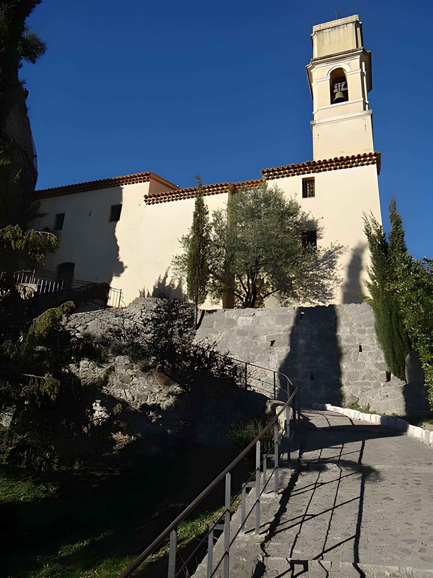Église Saint-Sébastien-Saint-Martin de Pierrefeu