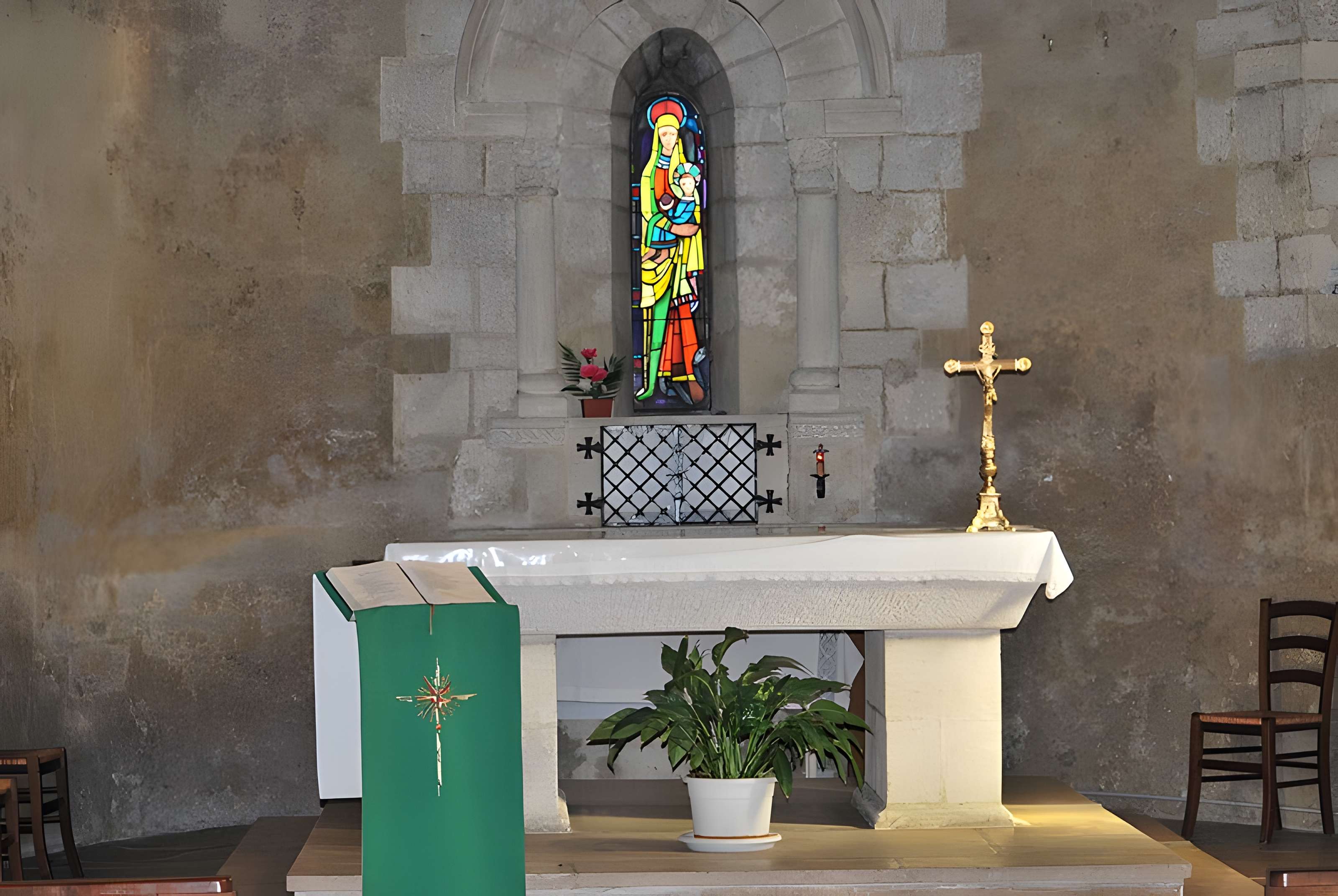 Église Saint-Seurin d'Artigues-près-Bordeaux