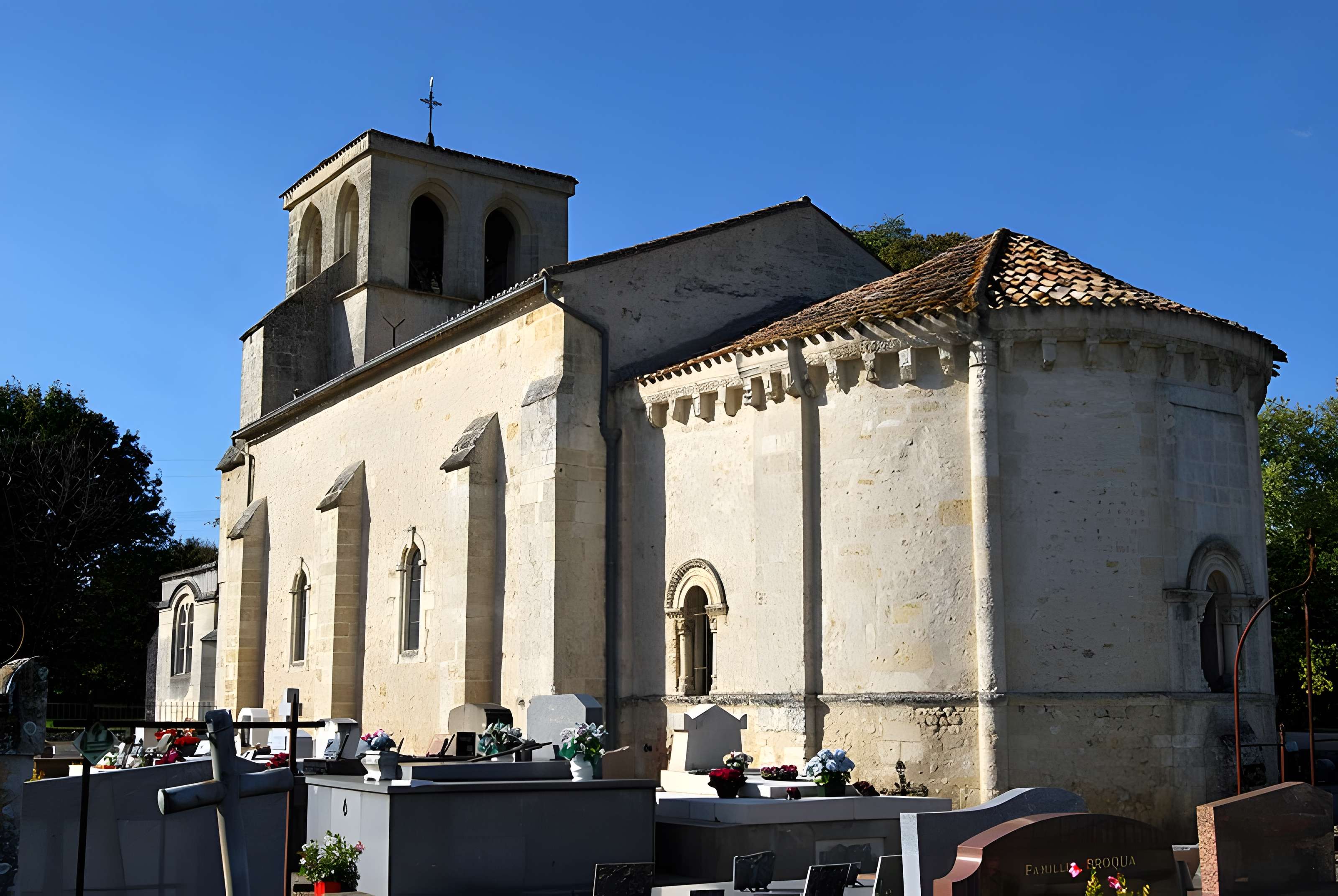 Église Saint-Seurin d'Artigues-près-Bordeaux
