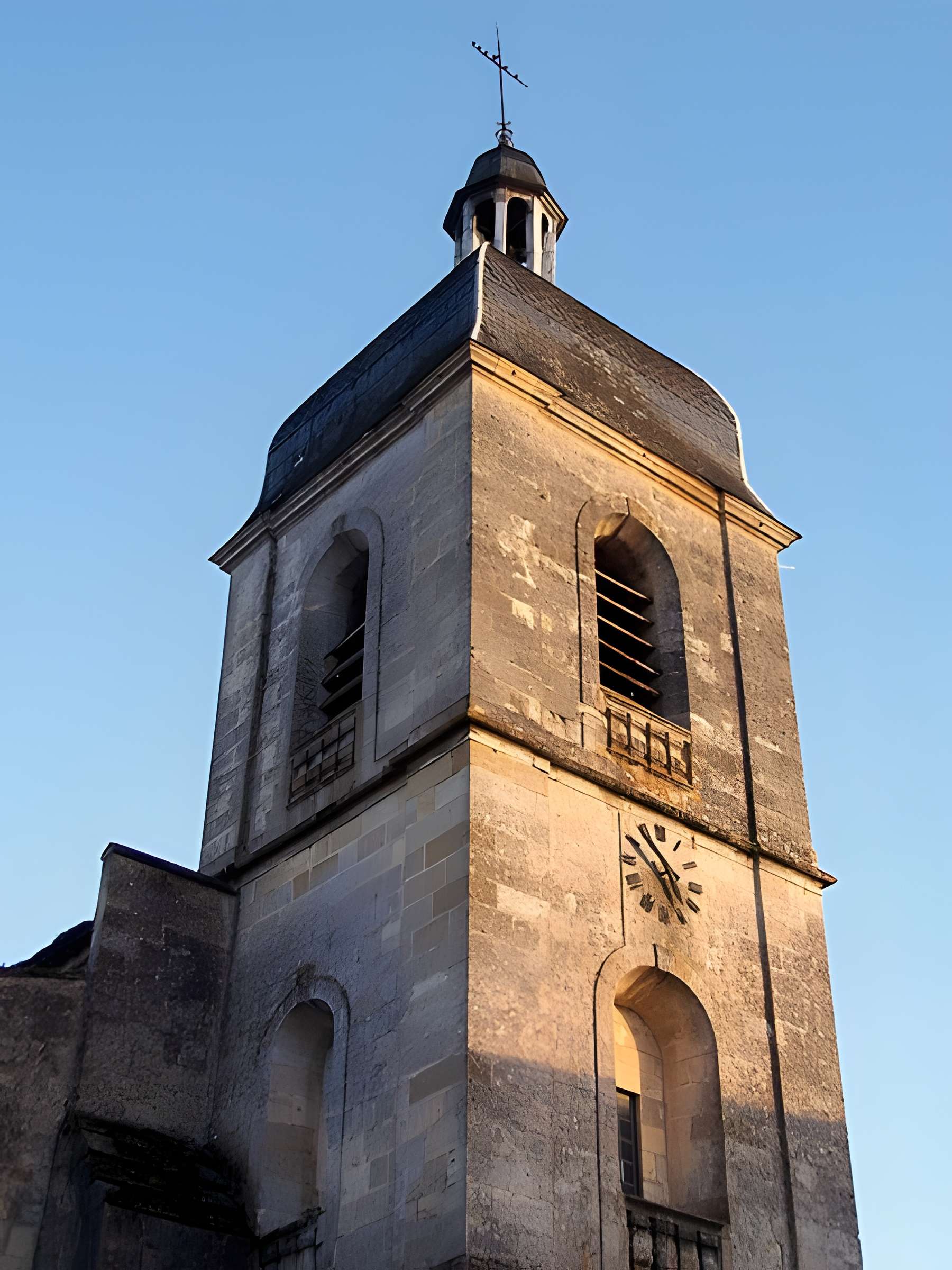 Église Saint-Seurin de Rions