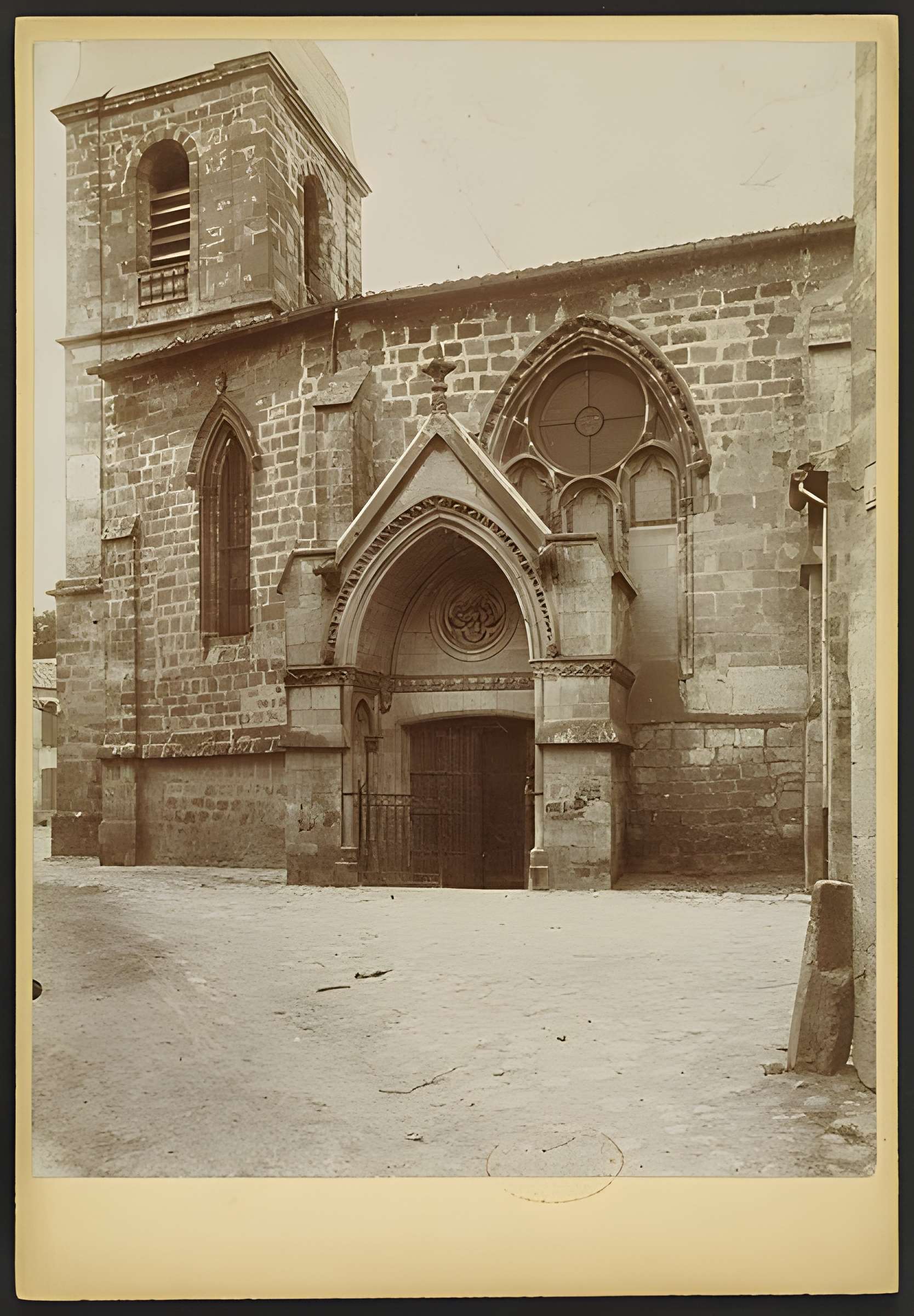 Église Saint-Seurin de Rions