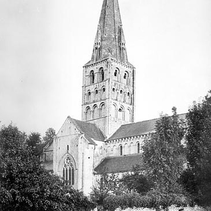 Photo de Église Saint-Sulpice de Secqueville-en-Bessin