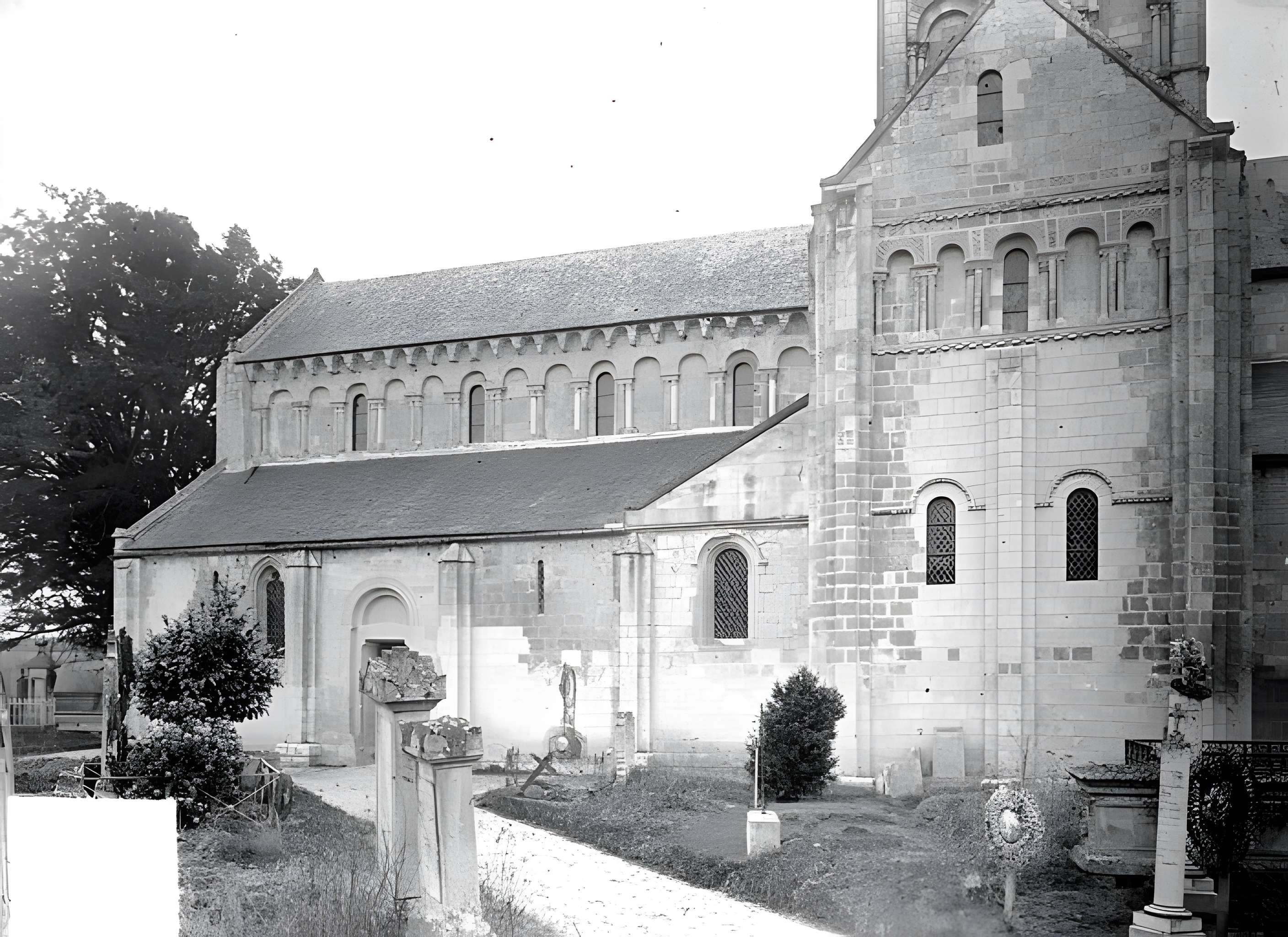 Église Saint-Sulpice de Secqueville-en-Bessin