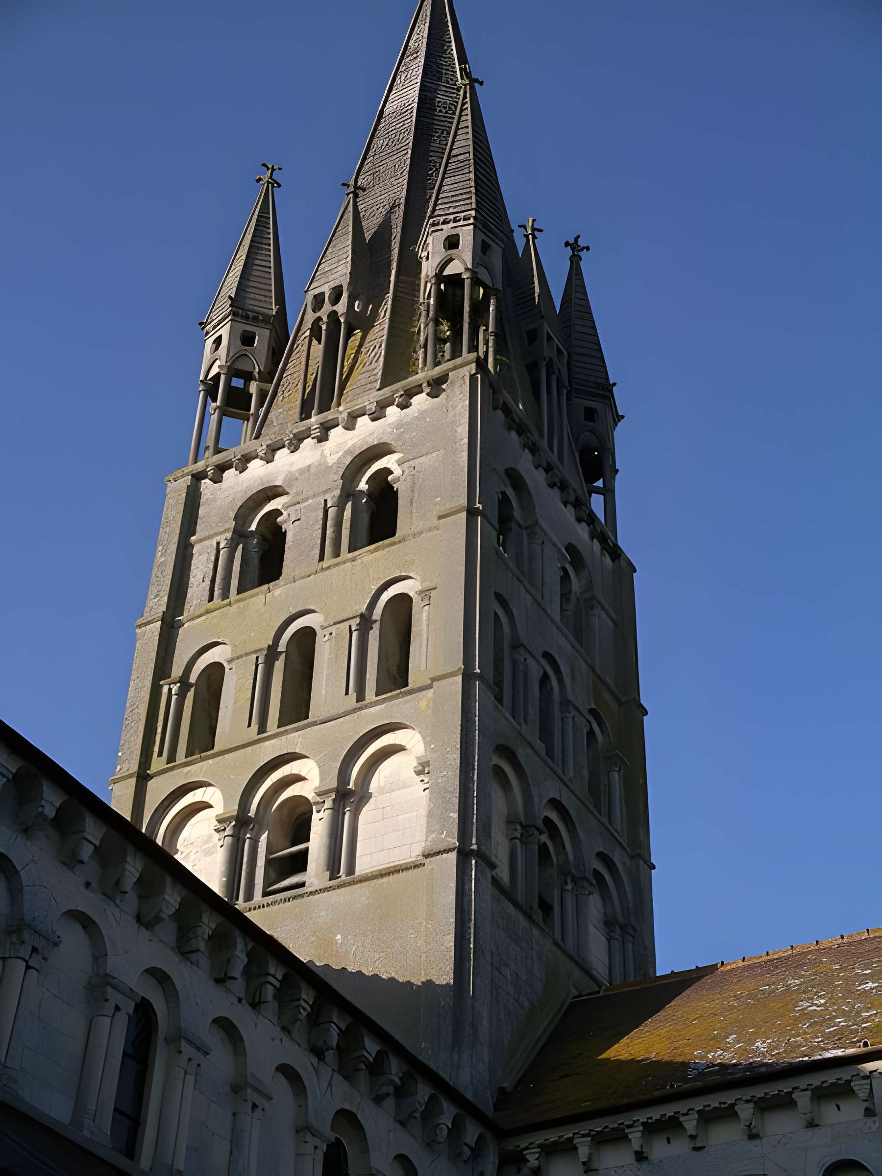 Église Saint-Sulpice de Secqueville-en-Bessin