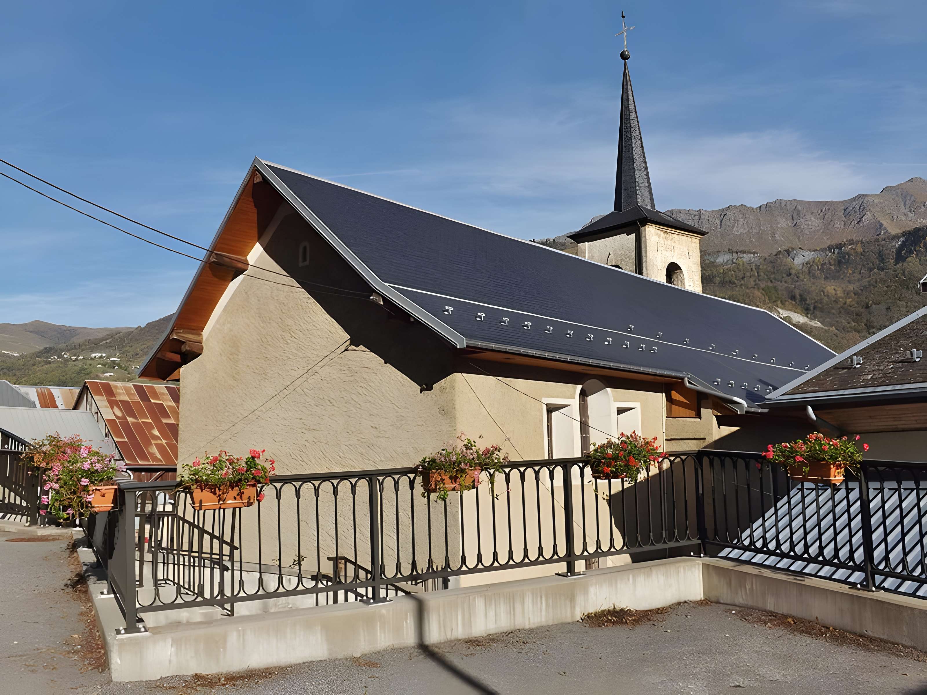 Église Saint-Théodule de Montgellafrey