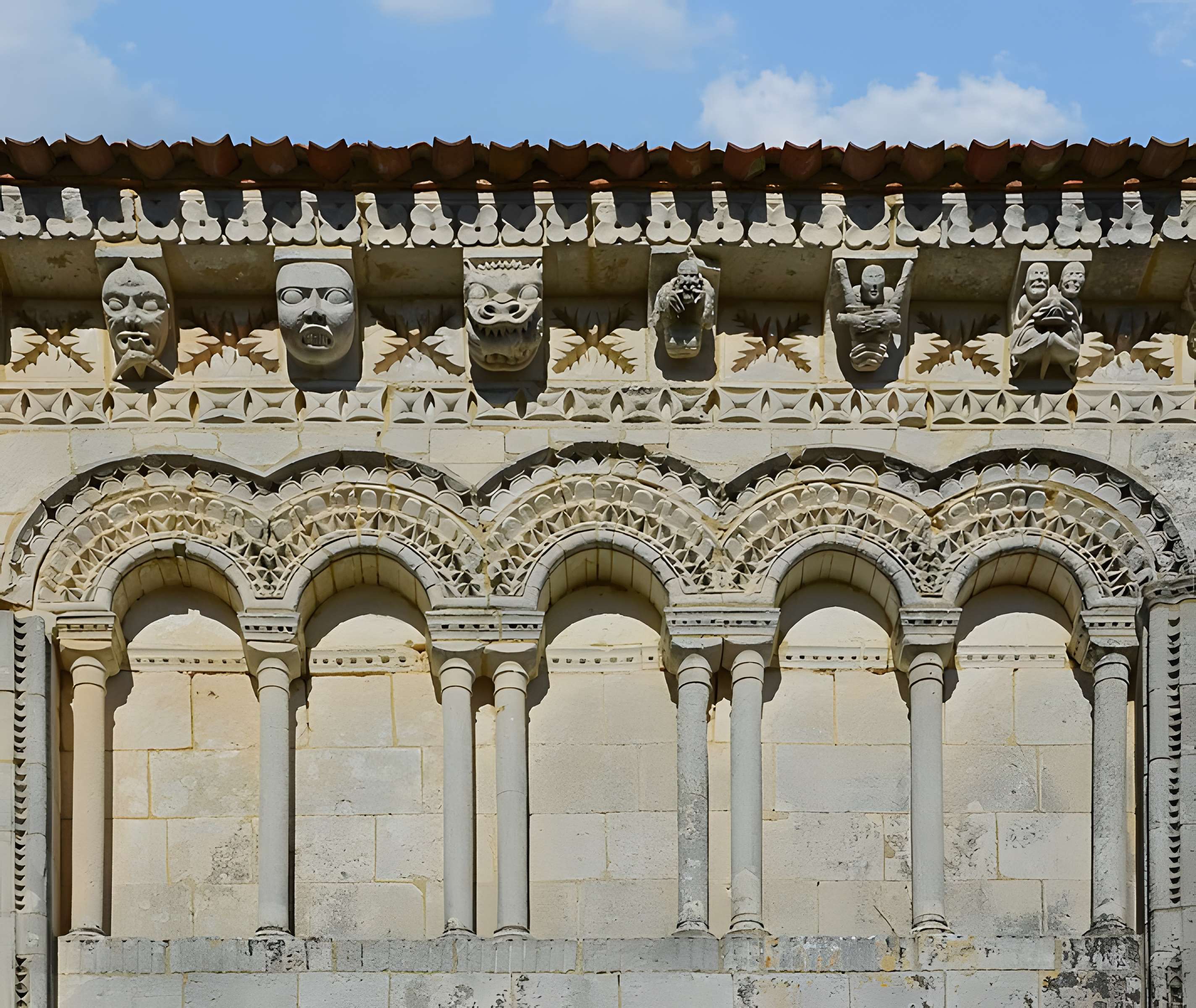Église Saint-Trojan de Rétaud