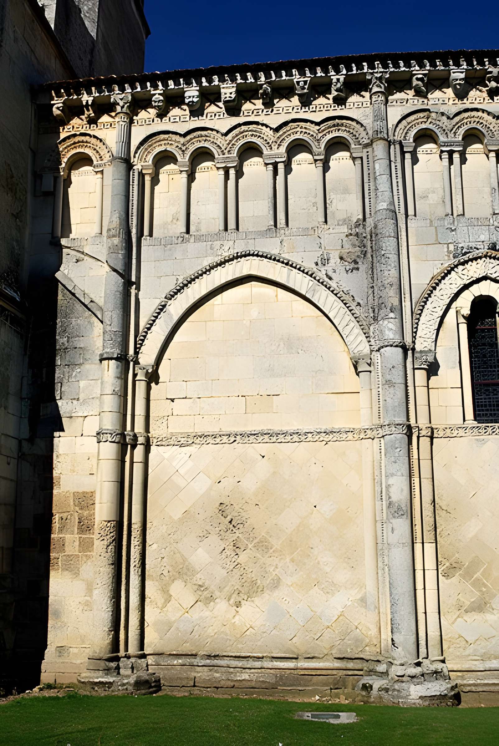 Église Saint-Trojan de Rétaud