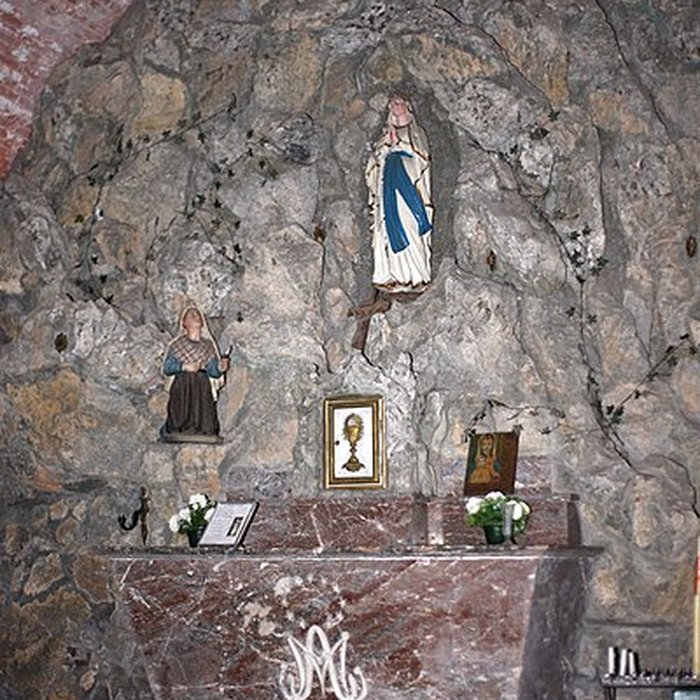 Photo de Église Saint-Ursmar dEppe-Sauvage