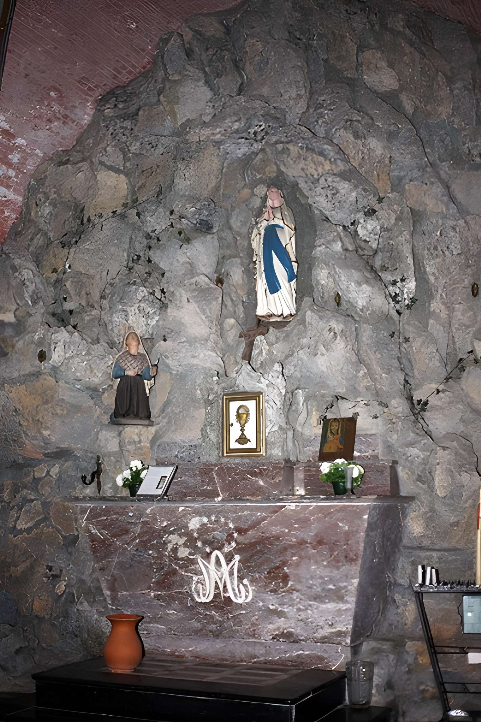 Église Saint-Ursmar d'Eppe-Sauvage