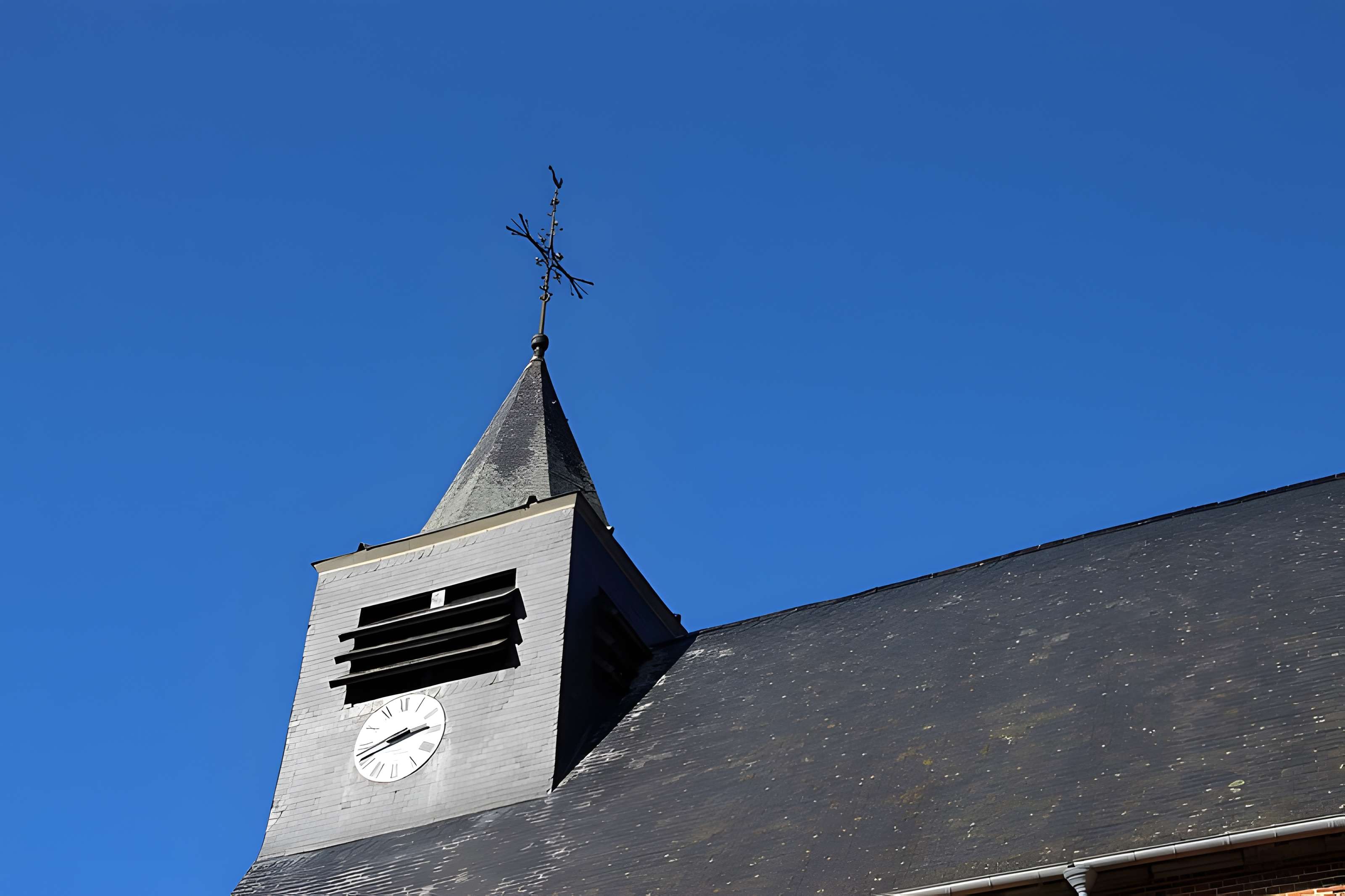 Église Saint-Ursmar d'Eppe-Sauvage