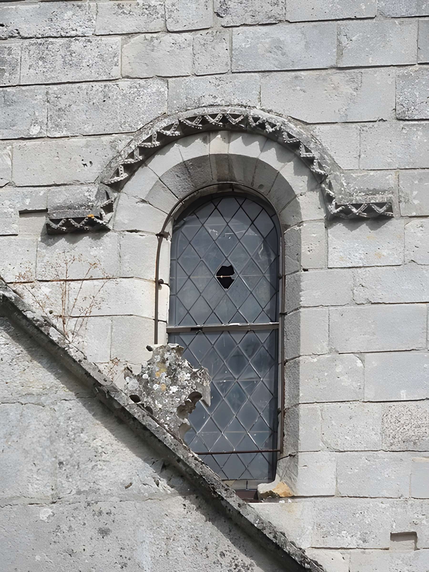 Église Saint-Vaast de Saint-Vaast-de-Longmont