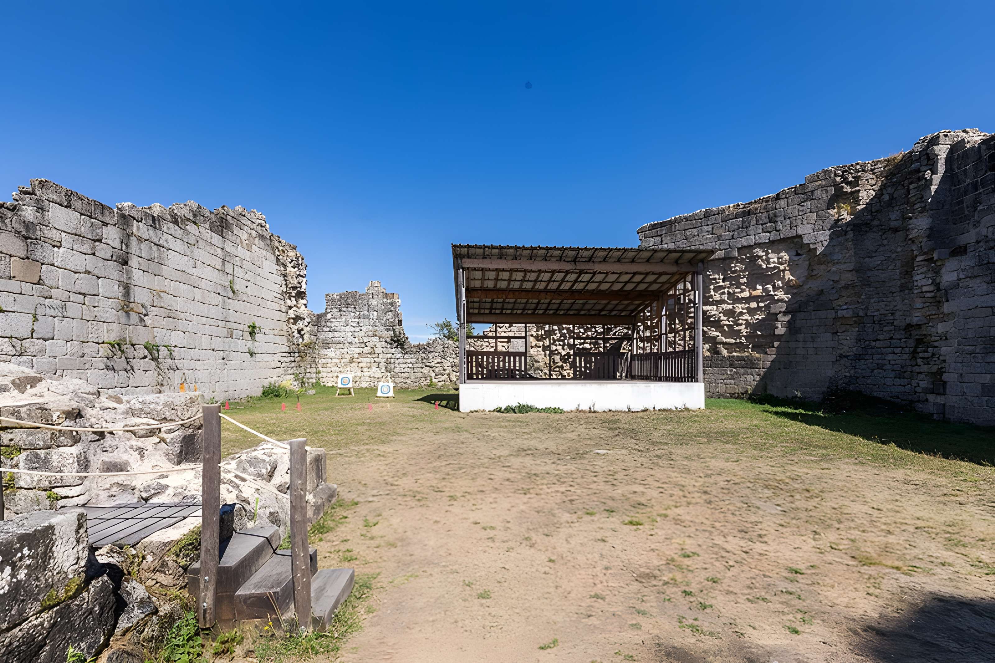 Château de Ventadour (Corrèze)