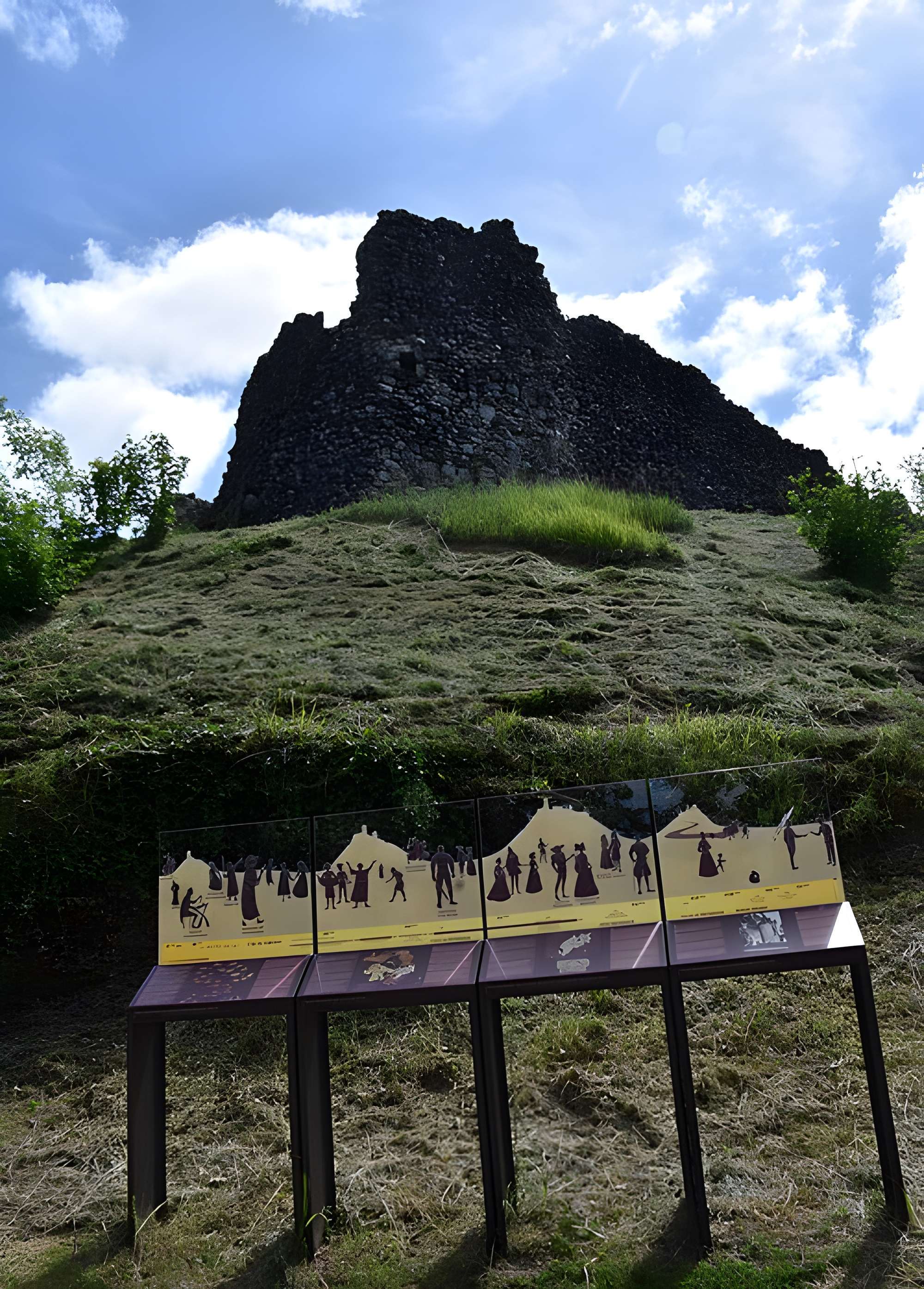 Château de Ventadour (Corrèze)