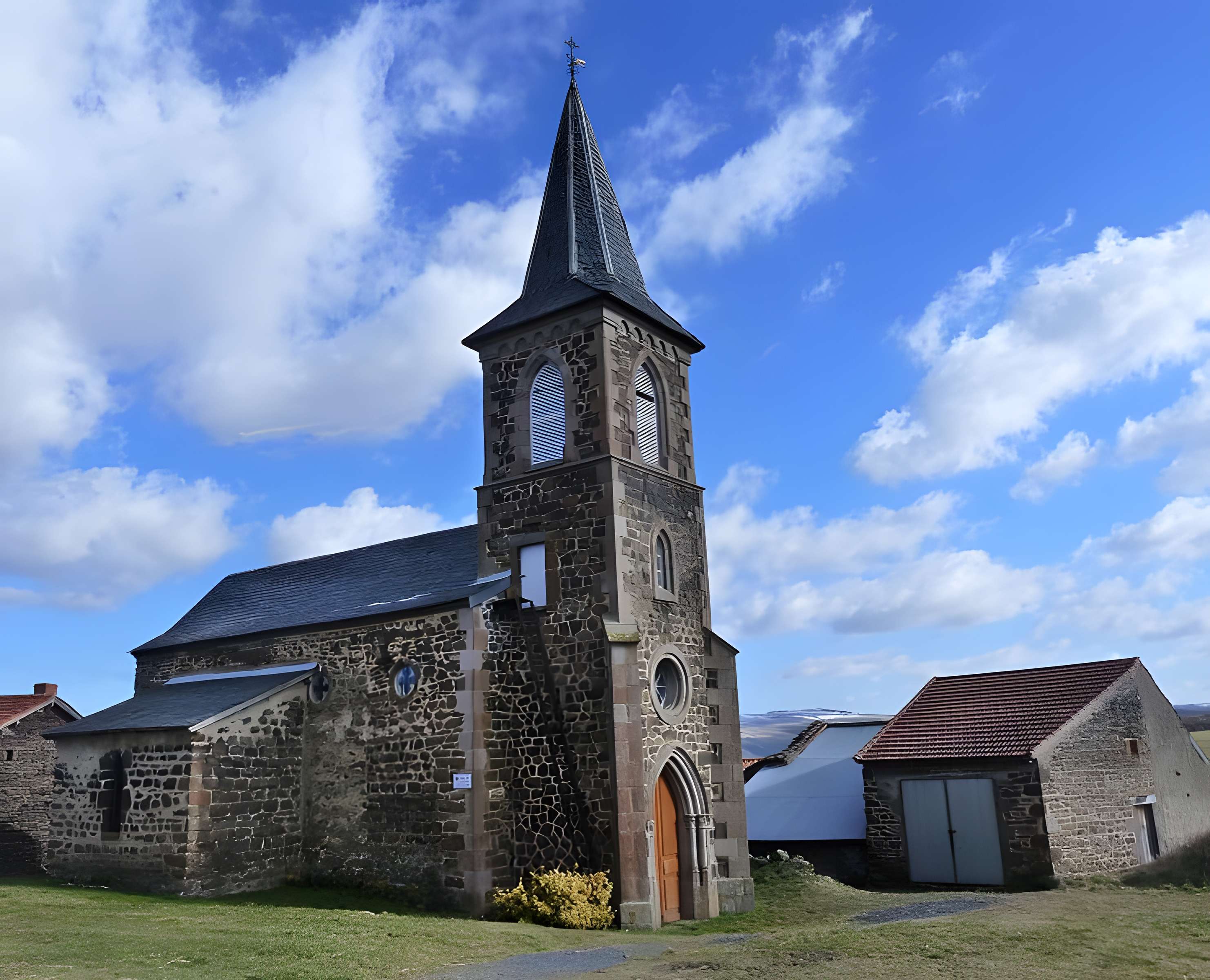 Église Saint-Victor de Bussac