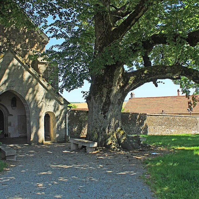 Photo de Église Saint-Victor de Poiseul-la-Ville-et-Laperrière