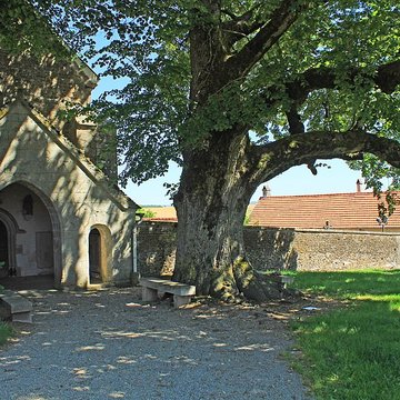 Église Saint-Victor de Poiseul-la-Ville-et-Laperrière