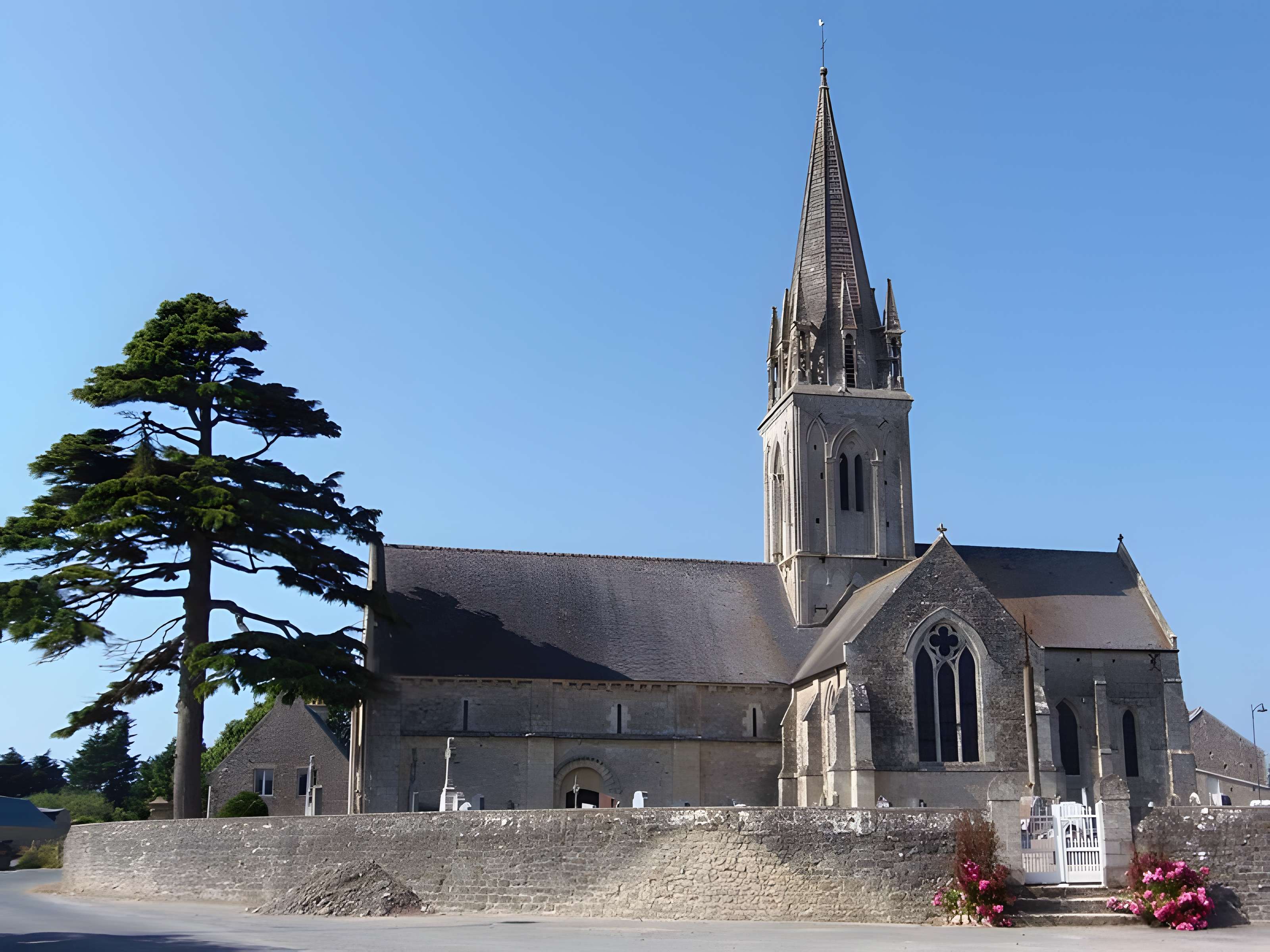 Église Saint-Vigor d'Asnières-en-Bessin 
