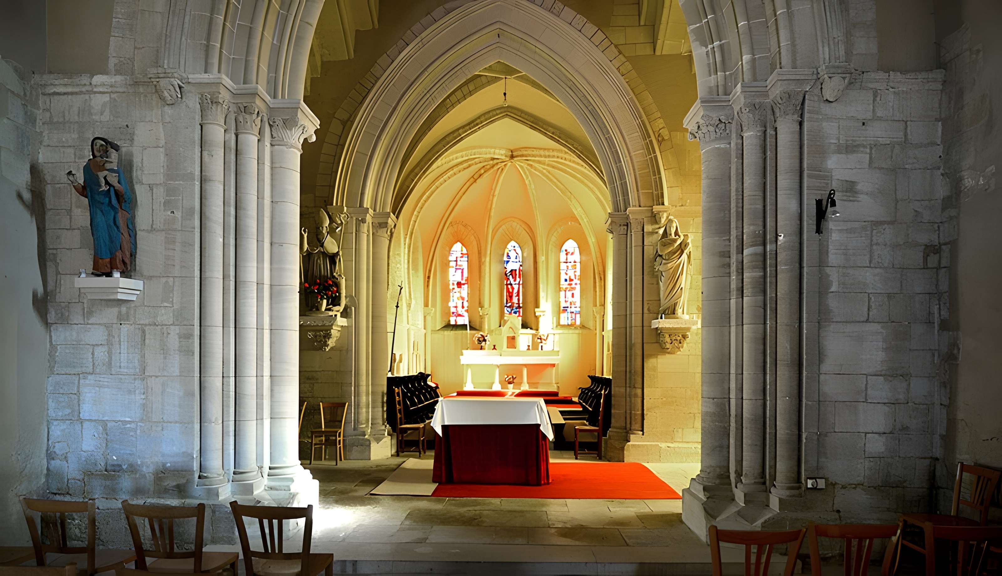 Église Saint-Vigor d'Asnières-en-Bessin