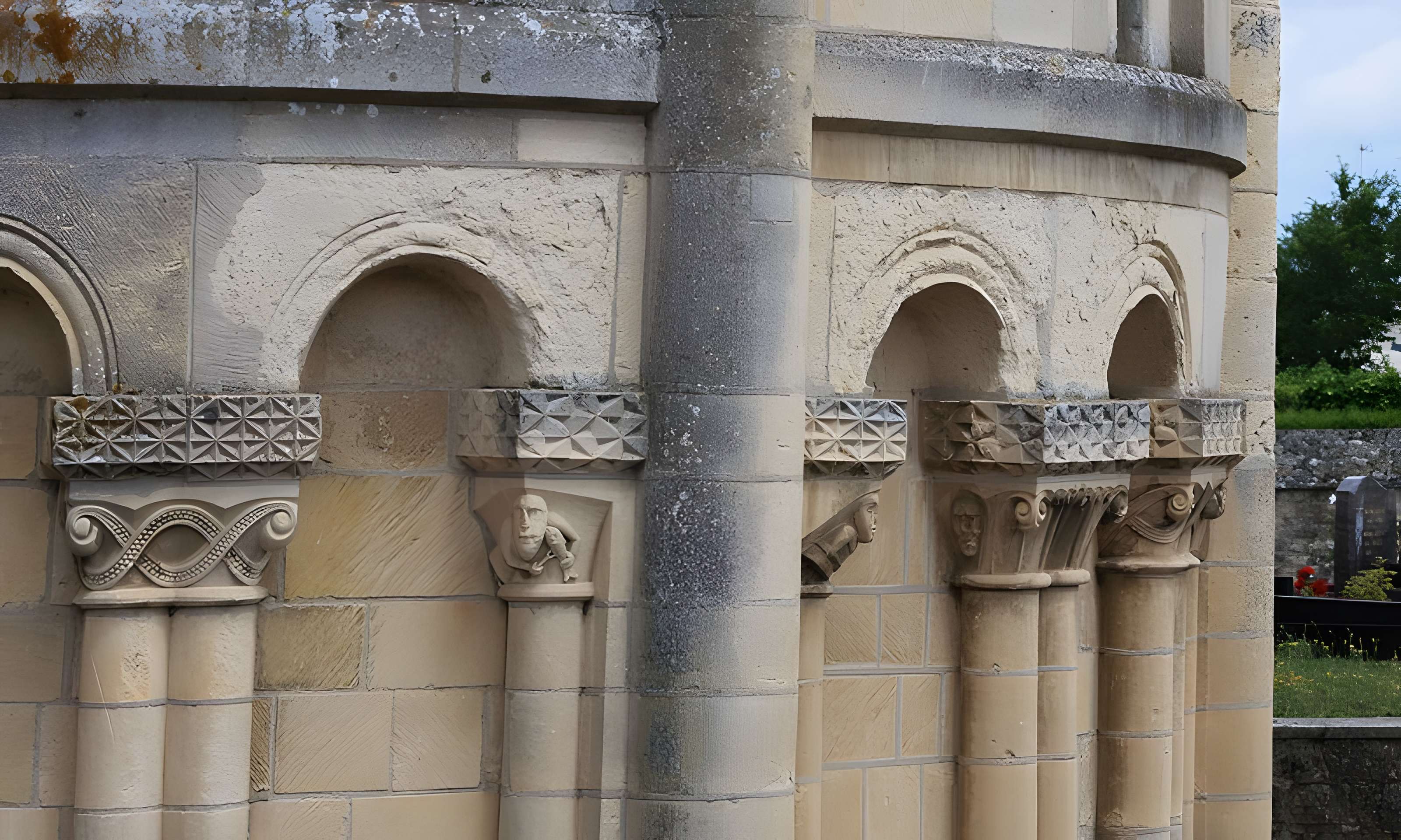 Église Saint-Vigor de Cheux