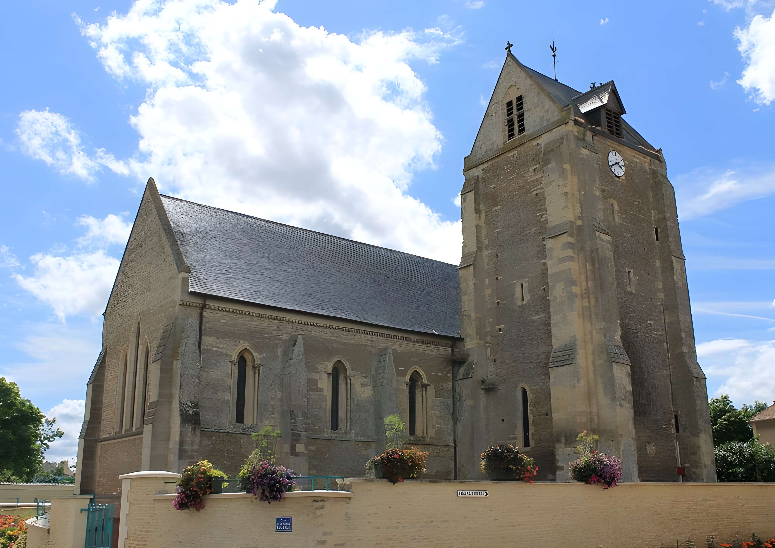 Église Saint-Vigor de Soliers 