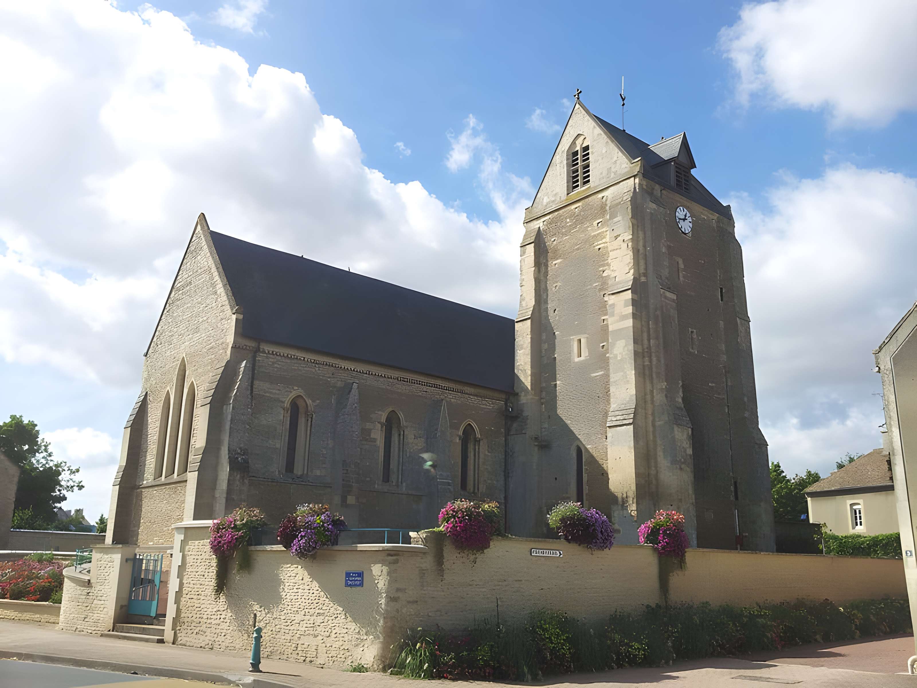 Église Saint-Vigor de Soliers