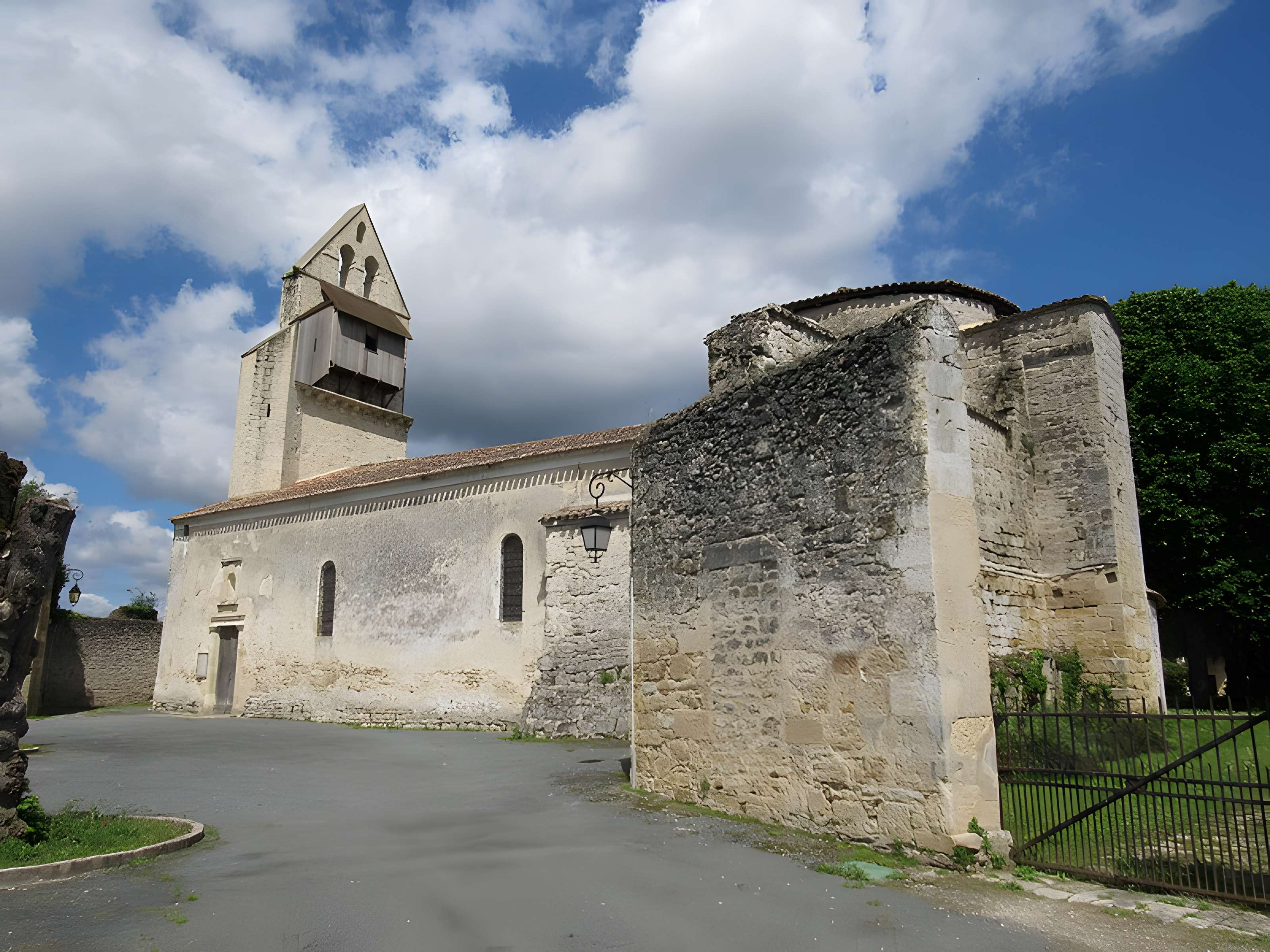 Église Saint-Vincent de Noaillan