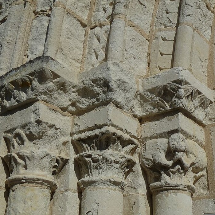Photo de Église Saint-Vincent de Vernoil-le-Fourrier
