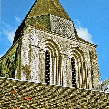 Église Saint-Vincent de Vernoil-le-Fourrier