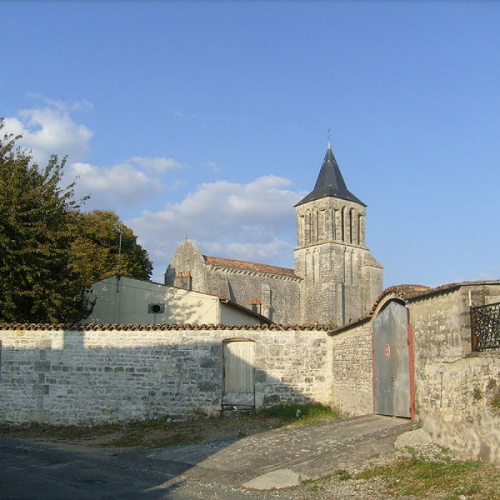 Photo de Église Saint-Vivien de Bords