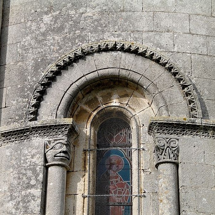 Photo de Église Saint-Vivien de Bords