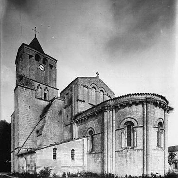 Photo de Église Saint-Vivien de Bords