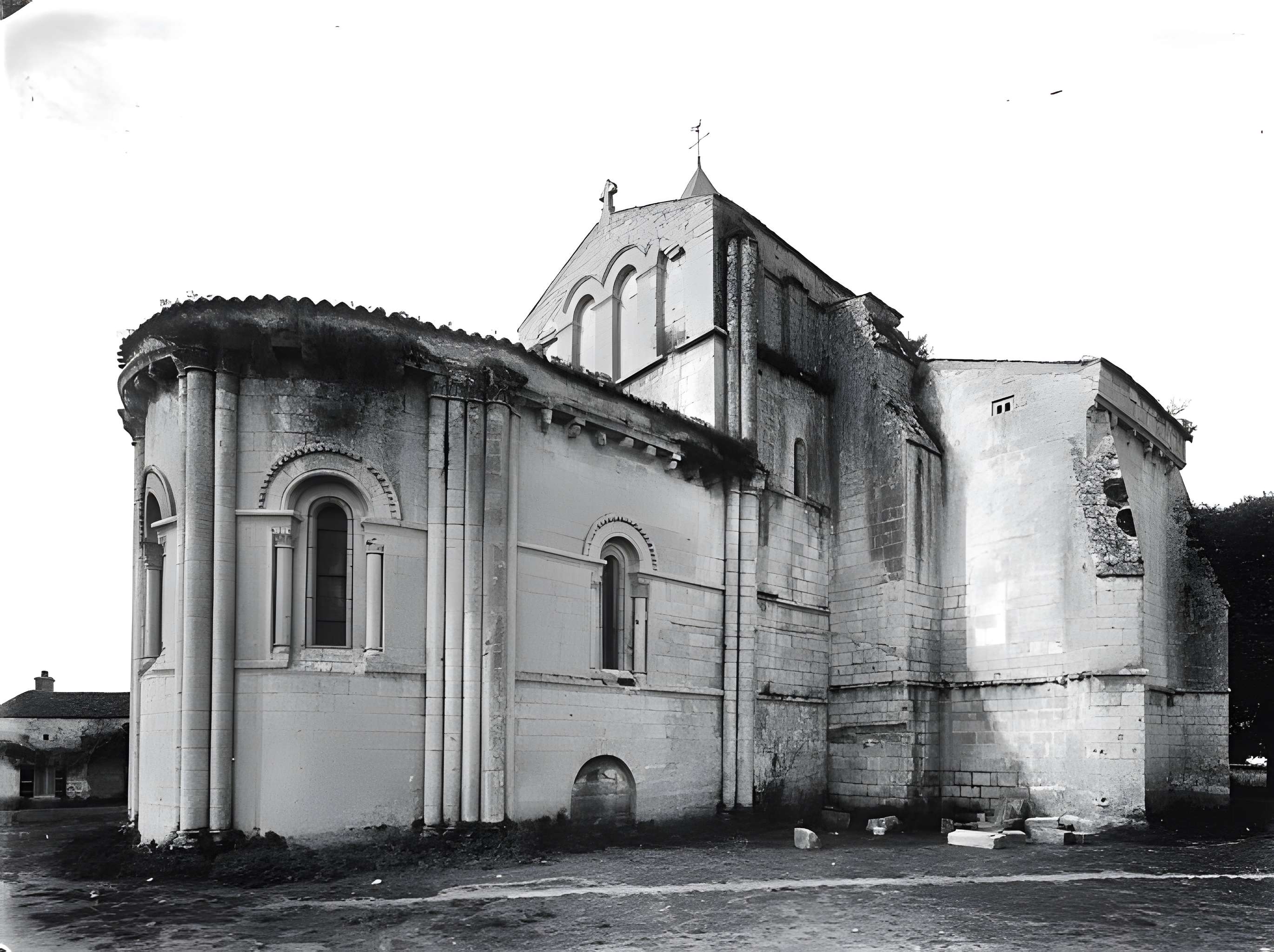 Église Saint-Vivien de Bords