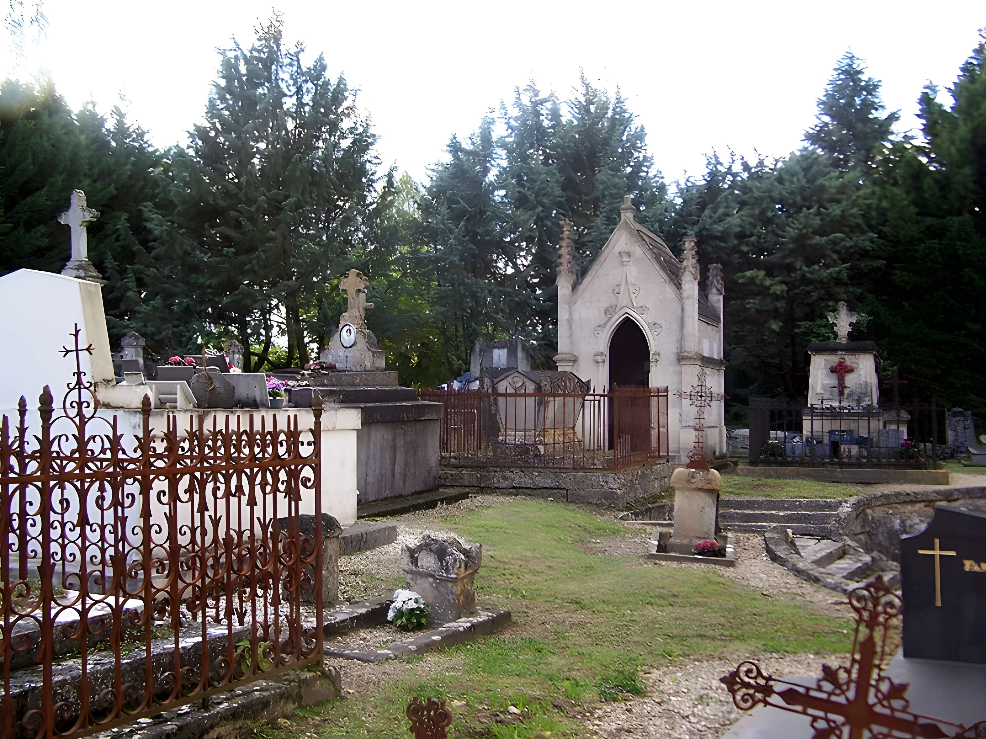 Église Saint-Vivien de Romagne