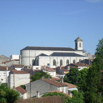 Église Saint-Vivien de Saintes