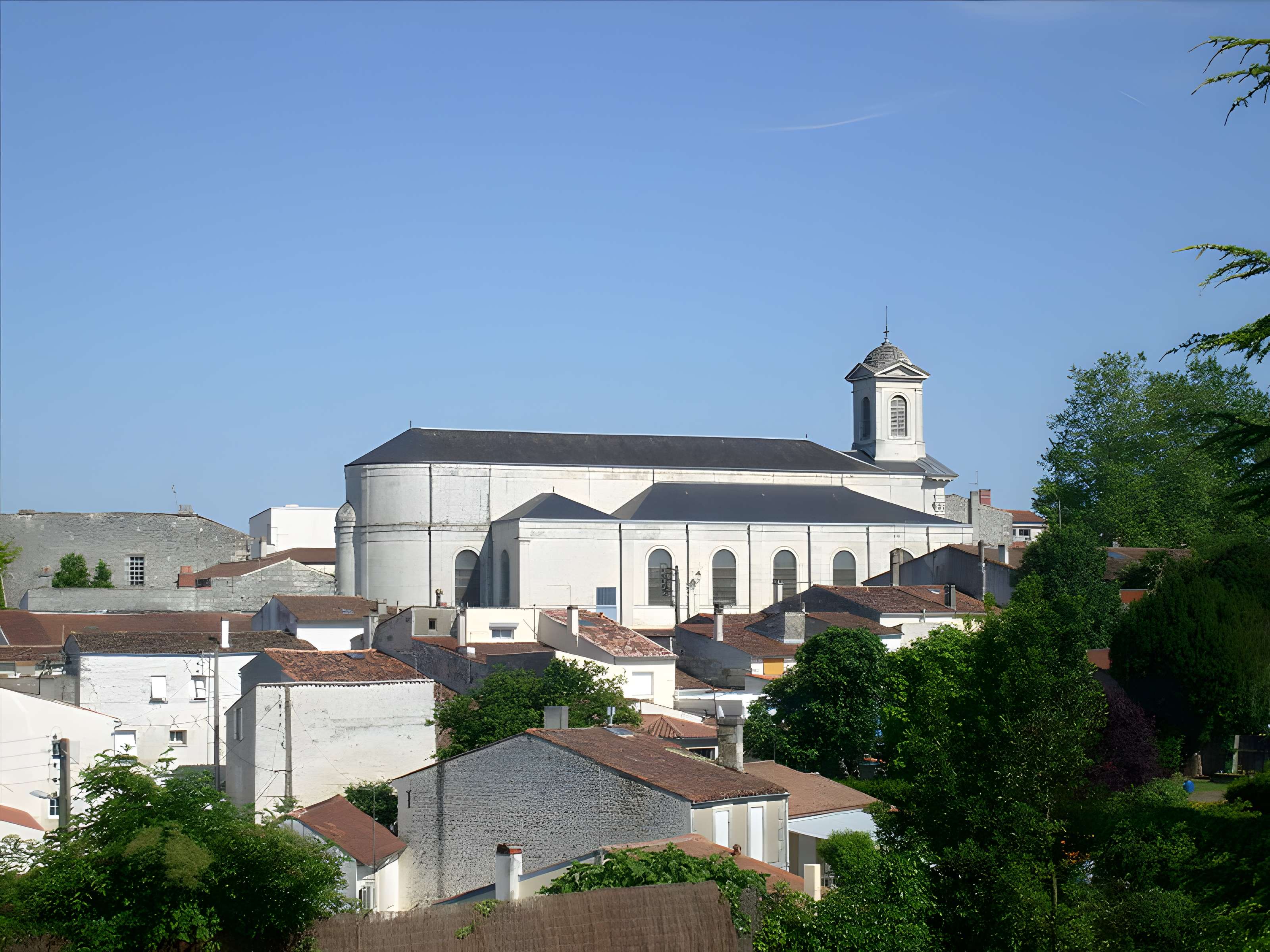 Église Saint-Vivien de Saintes