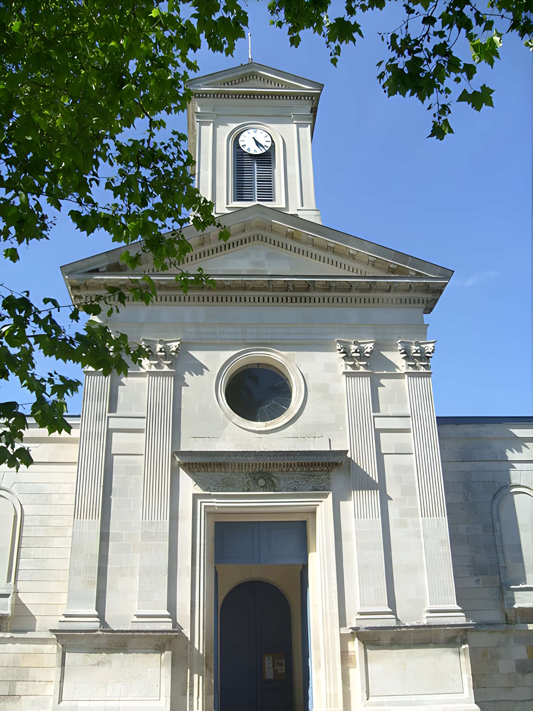 Église Saint-Vivien de Saintes