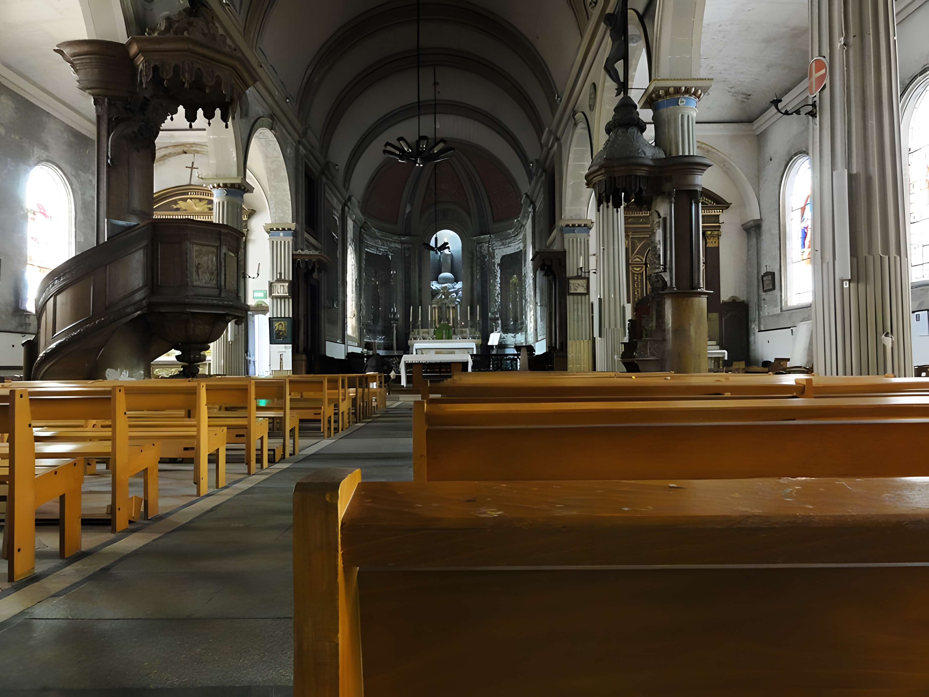 Église Saint-Vivien de Saintes