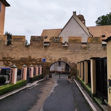 Enceinte du Moyen âge de Strasbourg