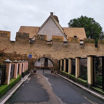 Enceinte du Moyen âge de Strasbourg