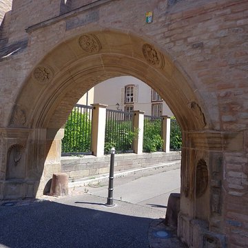 Enceinte du Moyen âge de Strasbourg