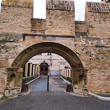 Enceinte du Moyen âge de Strasbourg