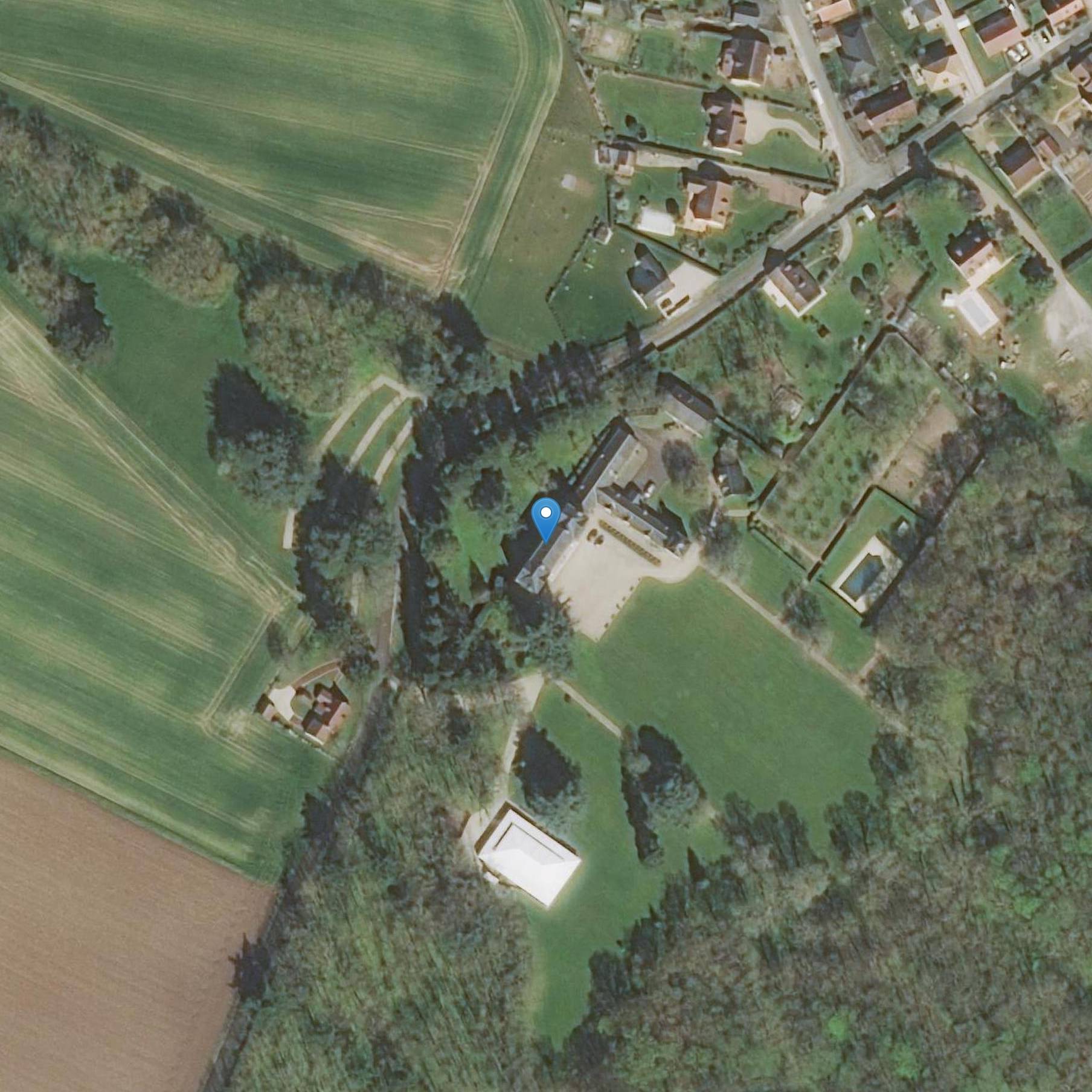 Photo de 尚普瓦林教堂