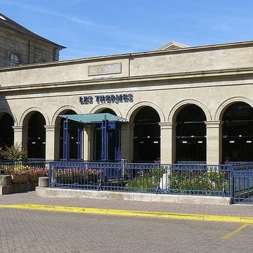 Établissement thermal de Néris-les-Bains